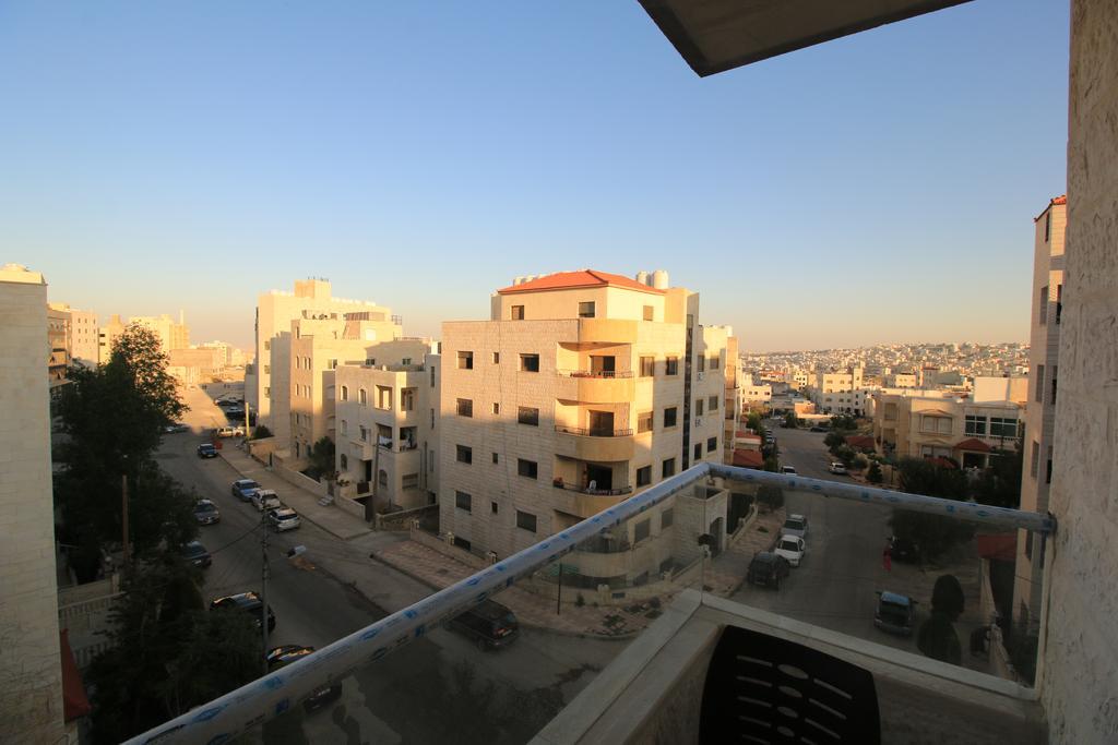 Aqarco Sanar Apartment Амман Екстер'єр фото
